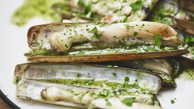 `Couteaux en persillade