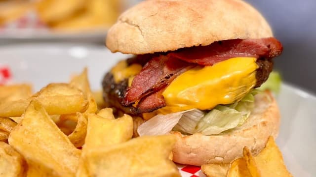 Bacon Cheese Burger