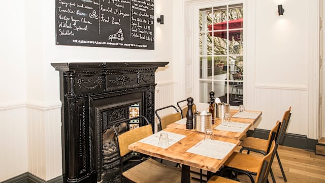 Franco Manca Cheltenham, Cheltenham