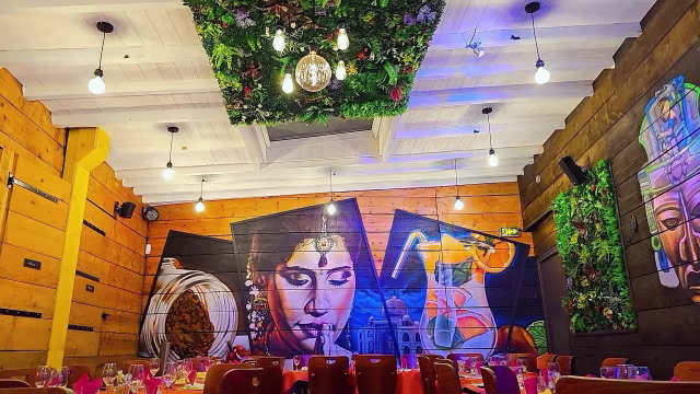 Namaste Inde, Saulx-les-Chartreux