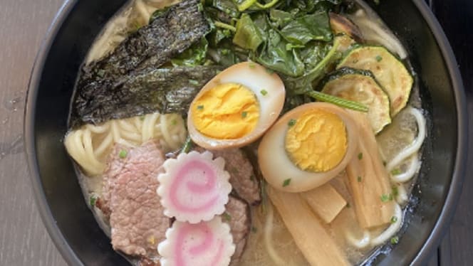 Hana Sushi & Wok - 4