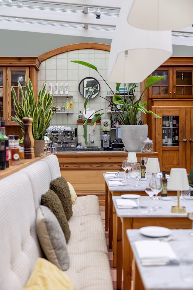 Trattoria Artusi (Hotel de Bilderberg) - 2