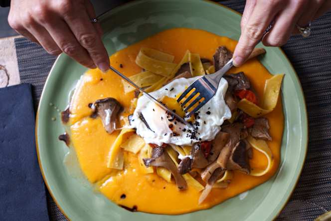 GOLA Gourmet Kitchen - 1