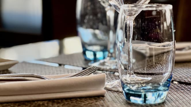 Téséo, Warwick Geneva - 6