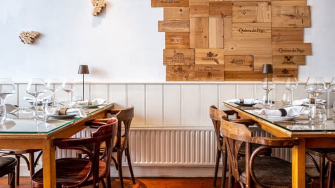 Momenti Italian Cuisine - 2