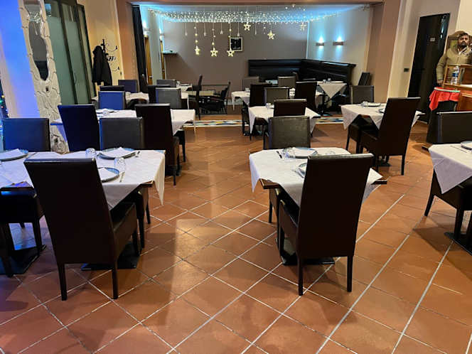 The Indian Grill House Ristorante Indiano - 8