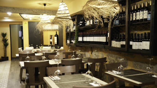 Vaccarum Francesinhas & Tapas - Sá da Bandeira - 6