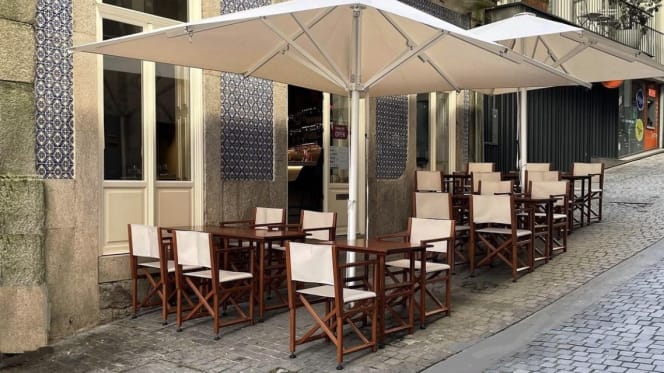 Tapas & Destapas - 0