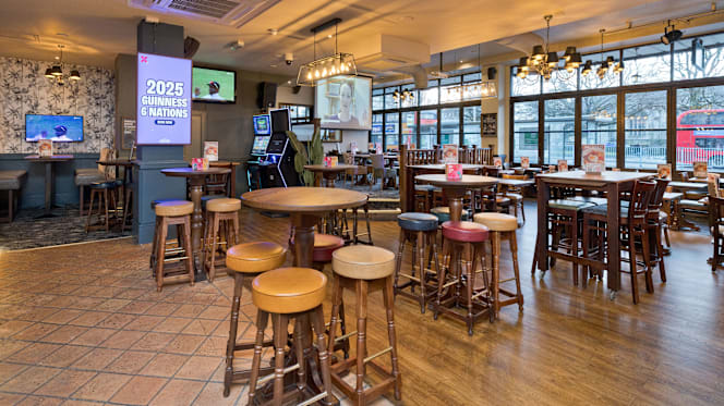 Brass Monkey Plymouth - 3