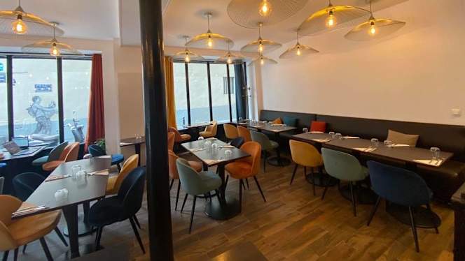 Indy Restaurant - 5