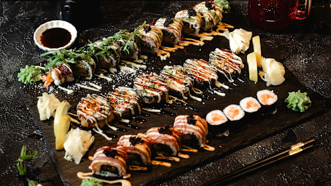 MeiMei Sushi Bar | Contemporary Kitchen - 2