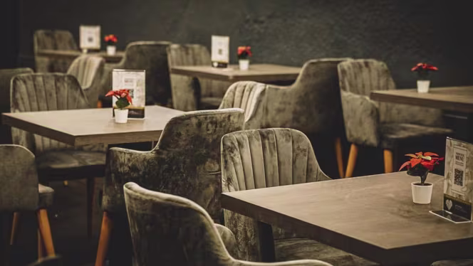 Corleone Restaurant & Lounge - 9