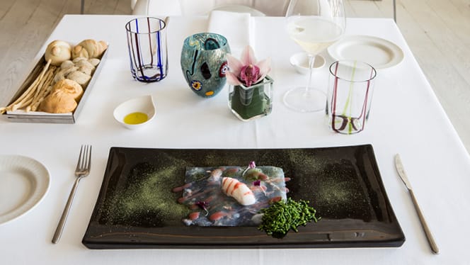 Antinoo's Lounge & Restaurant - 1