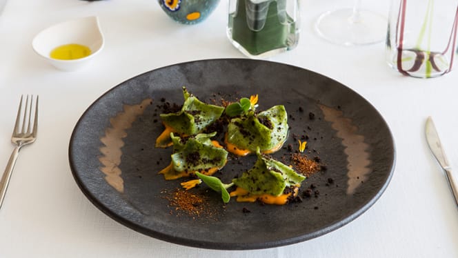 Antinoo's Lounge & Restaurant - 3