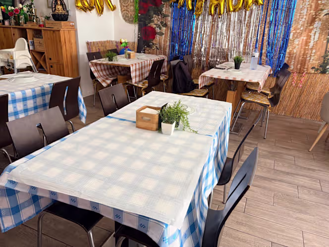 Spicey Garden - Indian Restaurant - 2