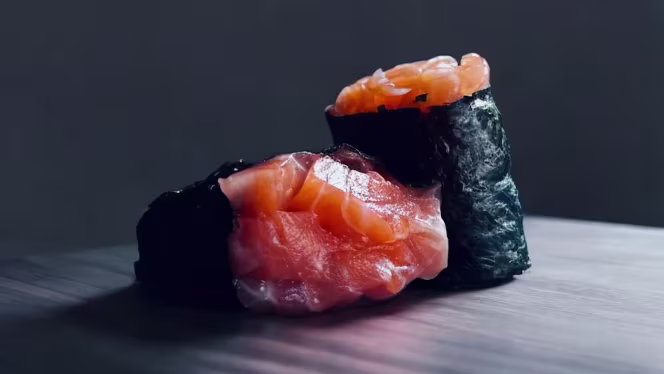 Fusion Sushi Lab & Lounge Bar - 3