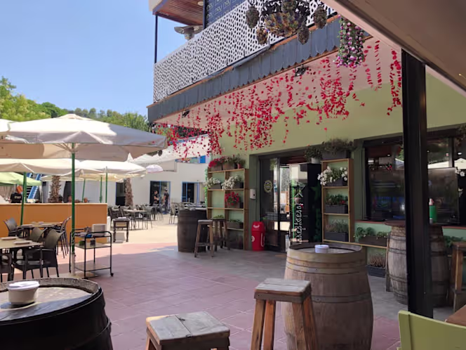 F9cs N9U Brasa Lounge - 2