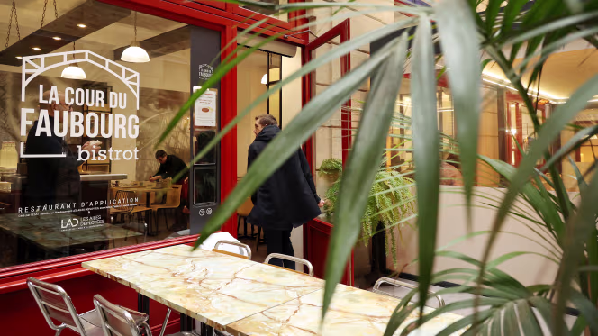 La Cour du Faubourg - 0