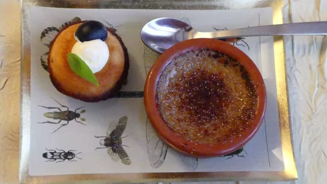 Le Chapeau Rouge - 4