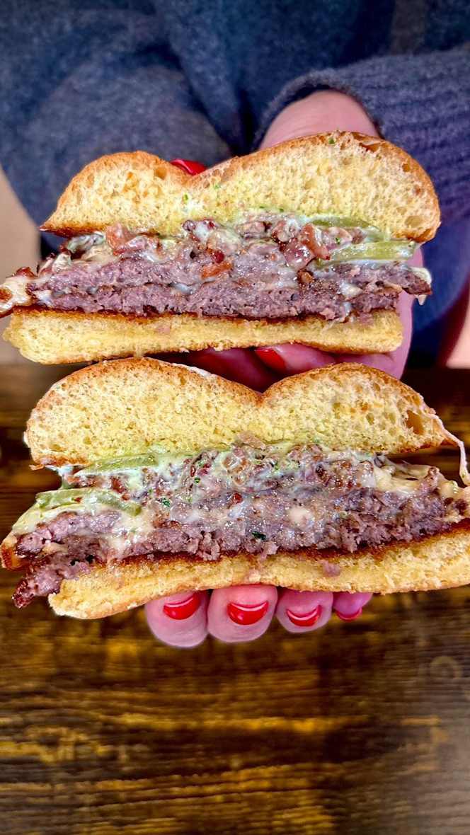 Kami's Burger - 6