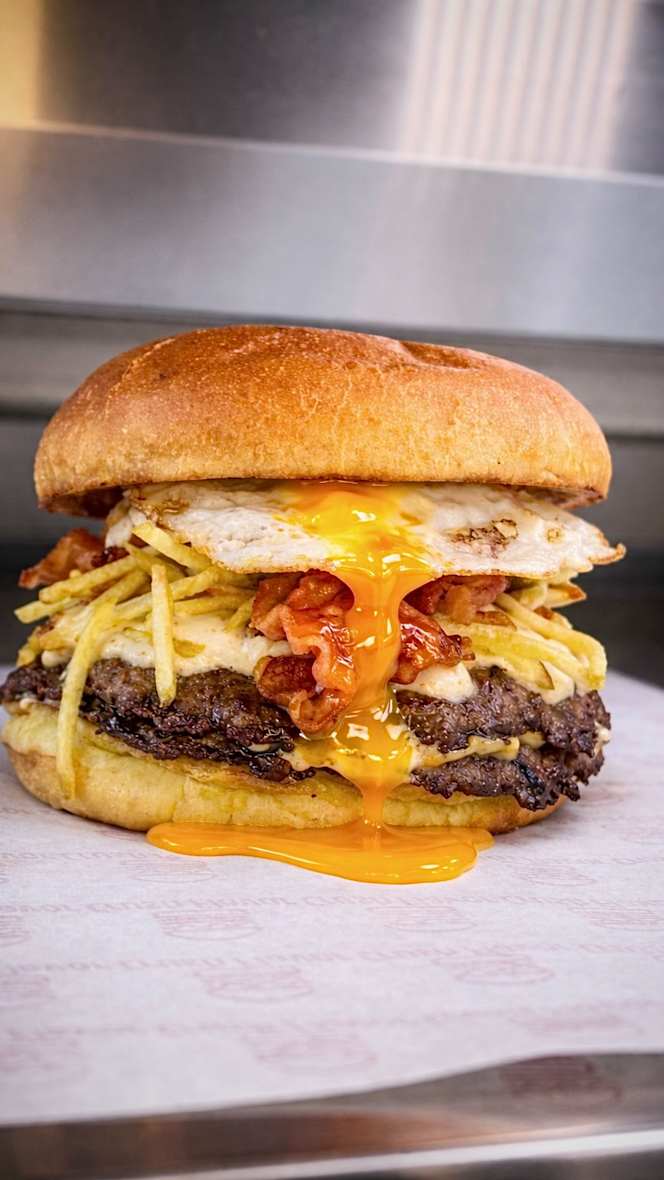 Kami's Burger - 8