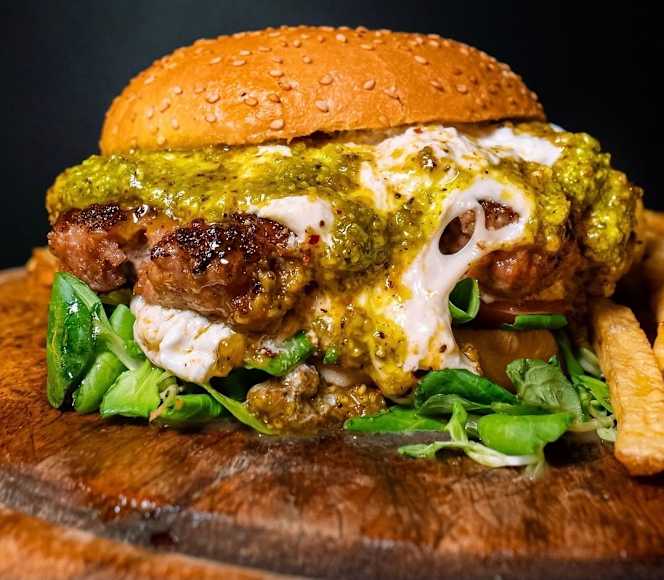 Brace Burger - 2