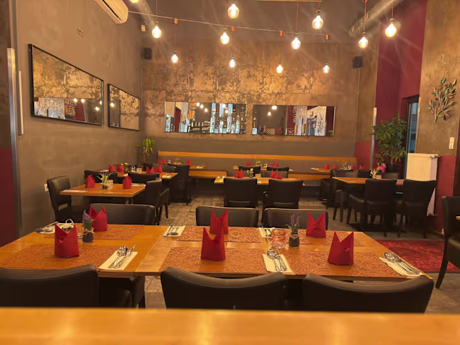 Great Amritsar Indian Restaurant - 3