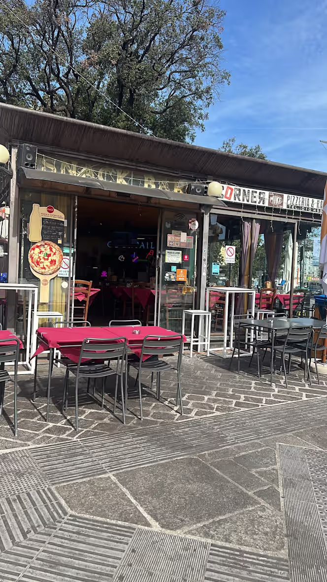 Pizzeria & Pinseria Corner - 1