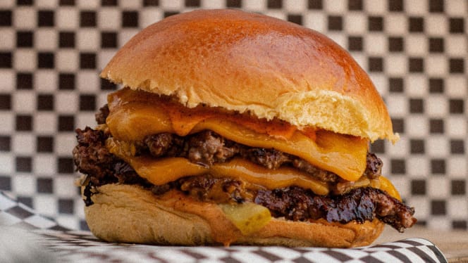 Beef Smash Burger - 4