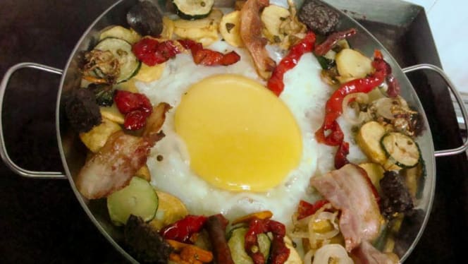 MandaHuevosymás - Madrid - 2