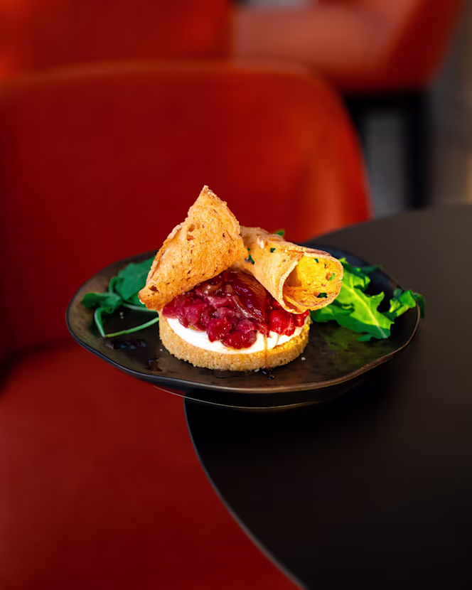 Molto Club Restaurant - 2
