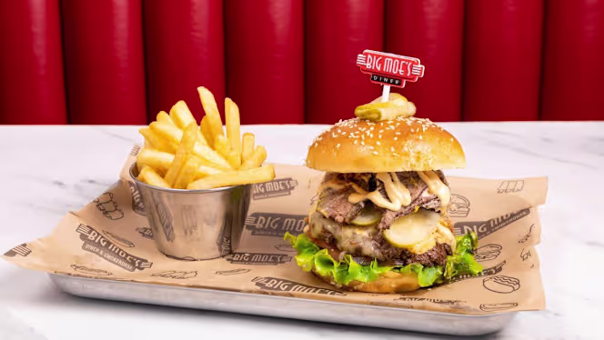 Big Moe's Diner - Wembley - Wembley - 2