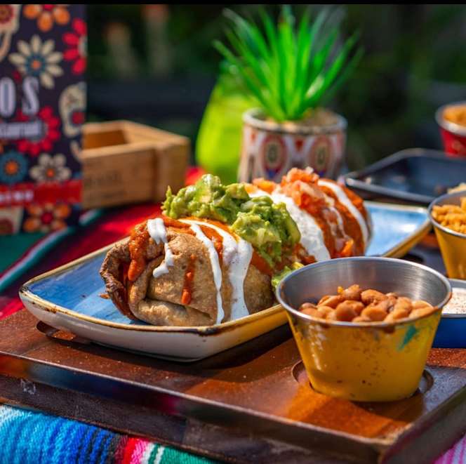 Cinco's Mexican Restaurant - 9