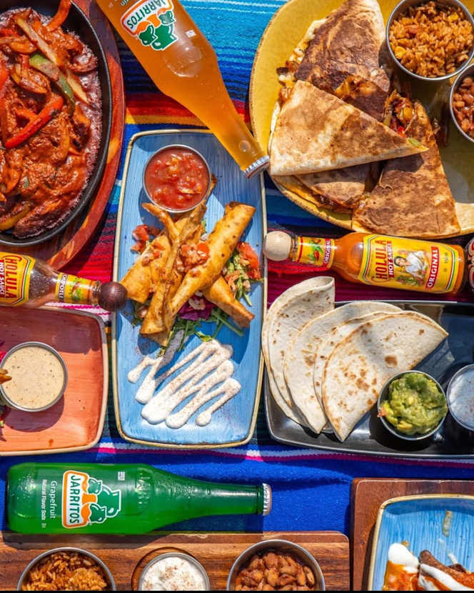 Cinco's Mexican Restaurant - 8