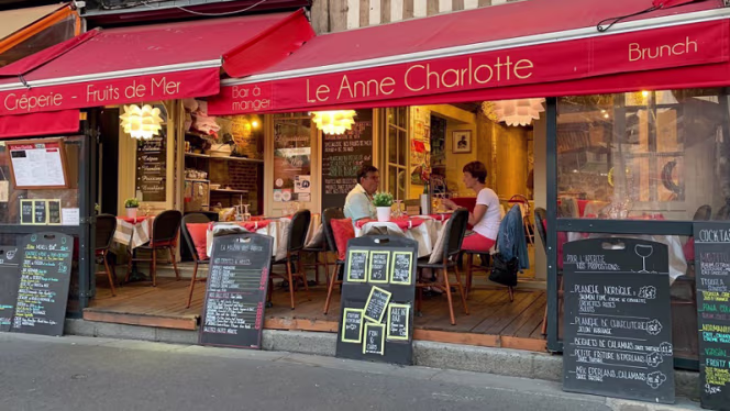 Le Anne Charlotte - 0