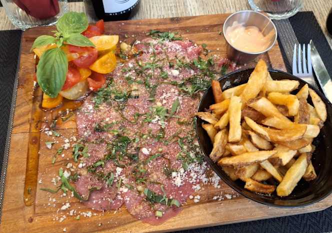 L’Entre Deux Lacs Restaurant - 8