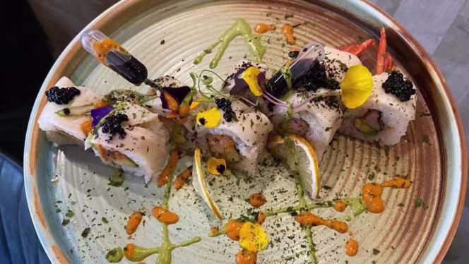 Tsukiji Sushi Bar - Madre Antonia Paris - 4