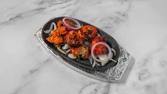 Mallroad Indian Restaurant and Bar - 5