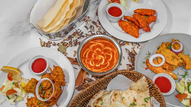 Mallroad Indian Restaurant and Bar - 3