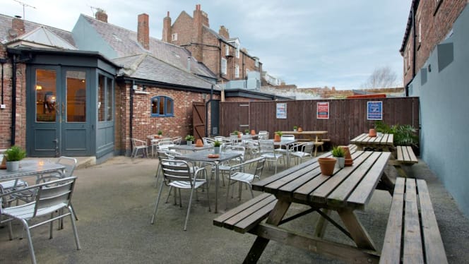 Salutation Tynemouth - 9