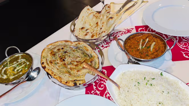 Indian Fusion Bar Restaurant - Munchen - 9