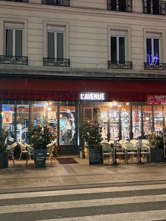 L'Avenue - 2