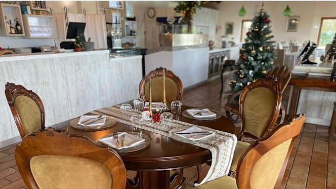 PIRACANTA SUL LAGO - 1