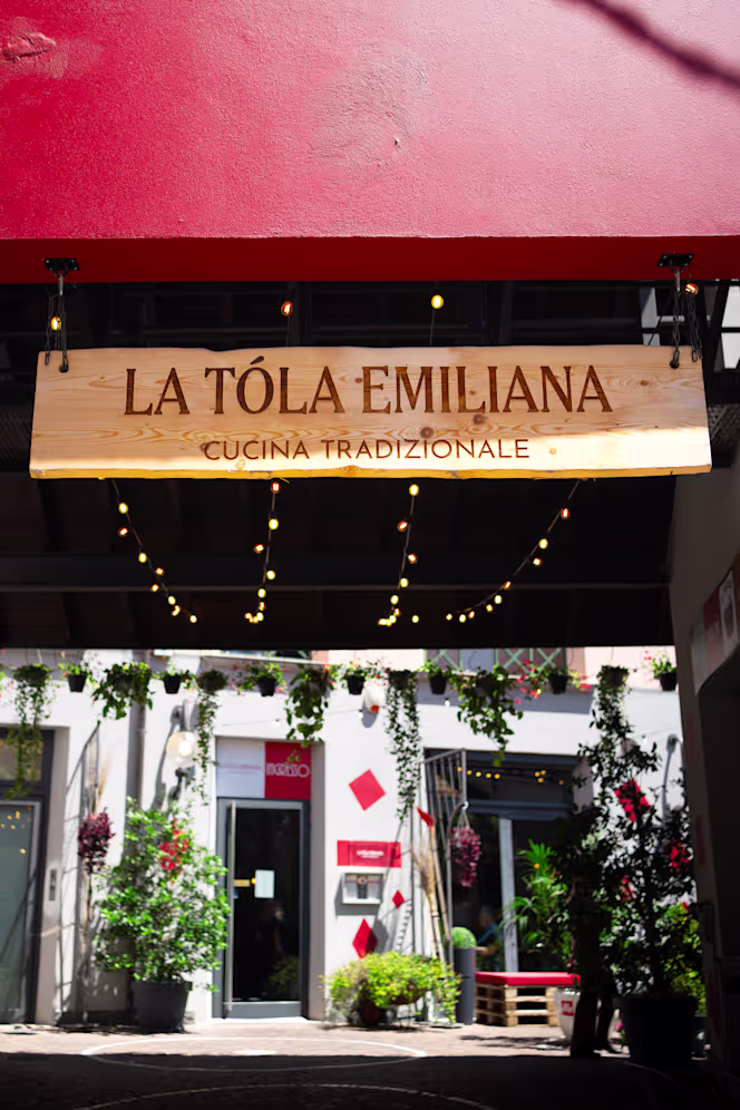 La Tòla Emiliana - 0