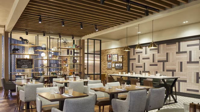 Cast Iron Bar & Grill - London - 8