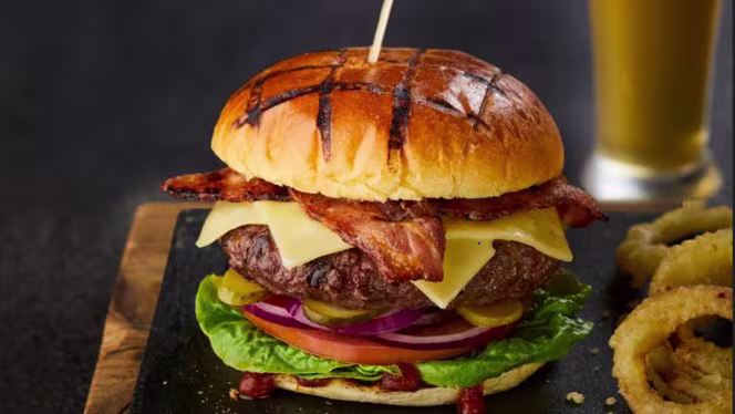 Cast Iron Bar & Grill - London - 3