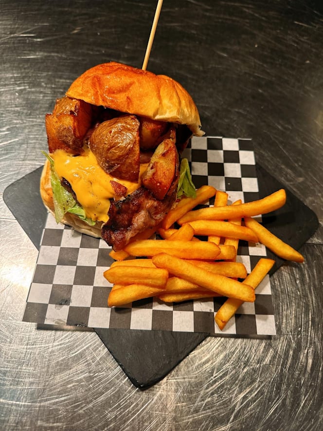 WIFO Kitchen & Bar - 2