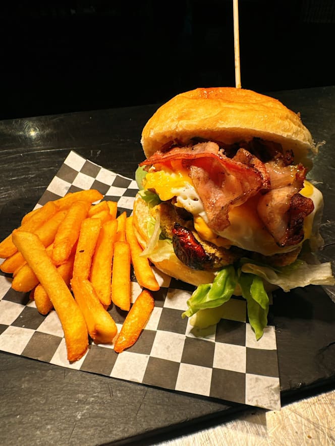 WIFO Kitchen & Bar - 1