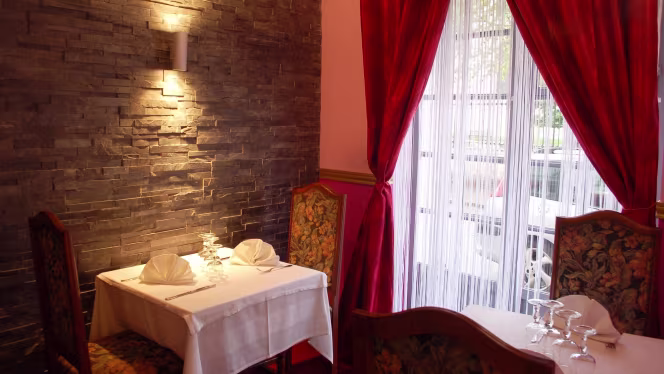 New gujrat - Meaux - 1