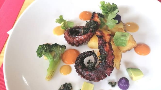 Aji Limo Peruvian & Pisco Bar - 4